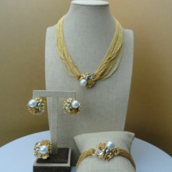 Parure Aura