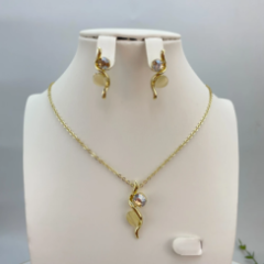 Collier Presence